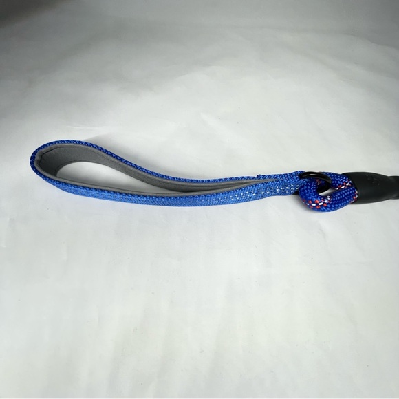 VetFits Dog Lease 4ft Blue Strong Heavy Duty Reflective Rope Padded Loop Handle - Picture 3 of 14